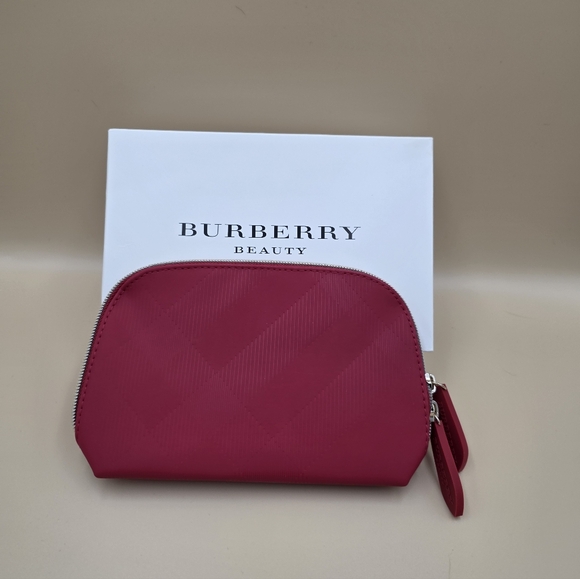 Burberry Handbags - Burberry Fuchsia Cosmetic Case